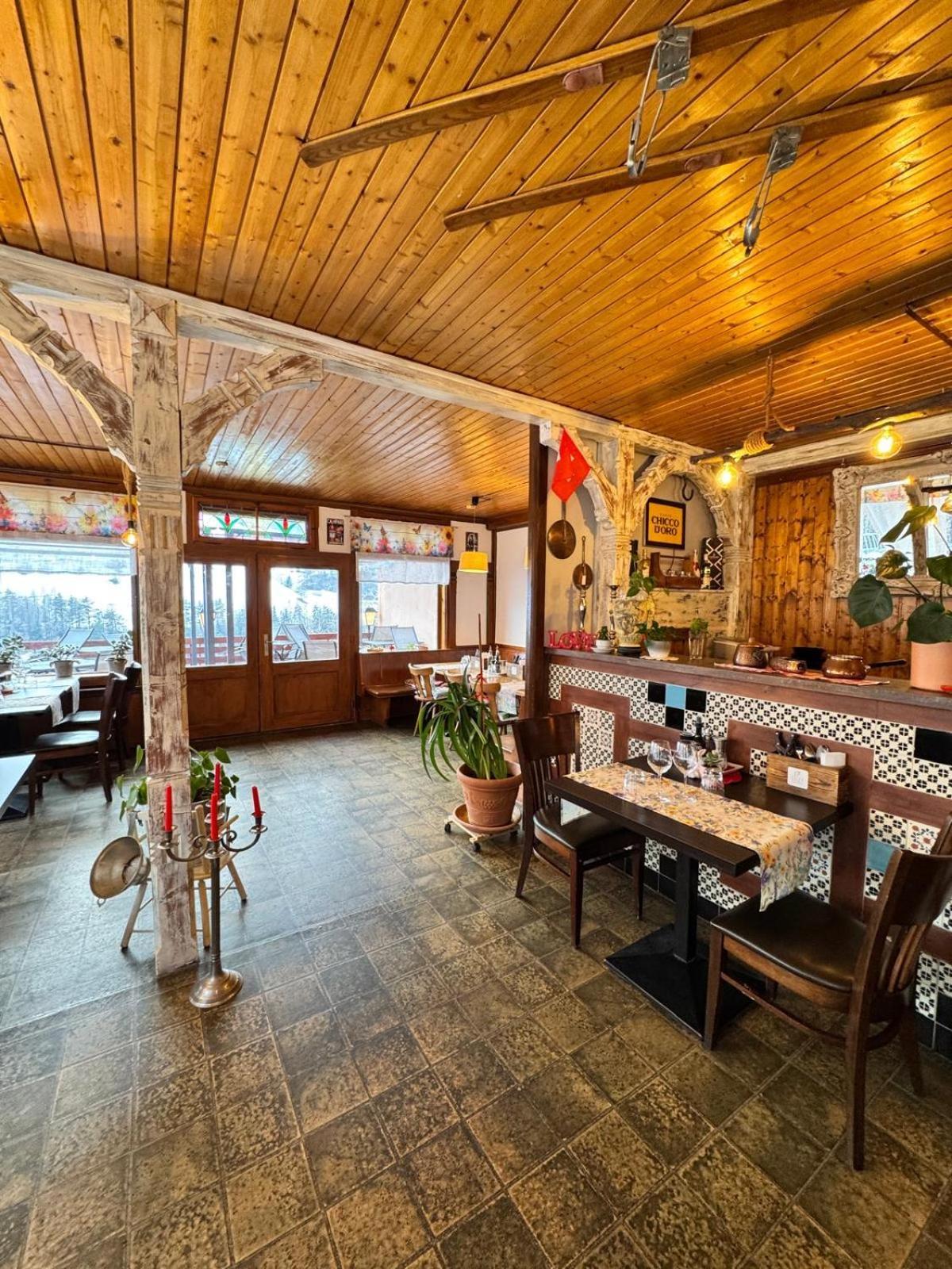 Hotel Post Cunter Biancardi Савоньин Экстерьер фото